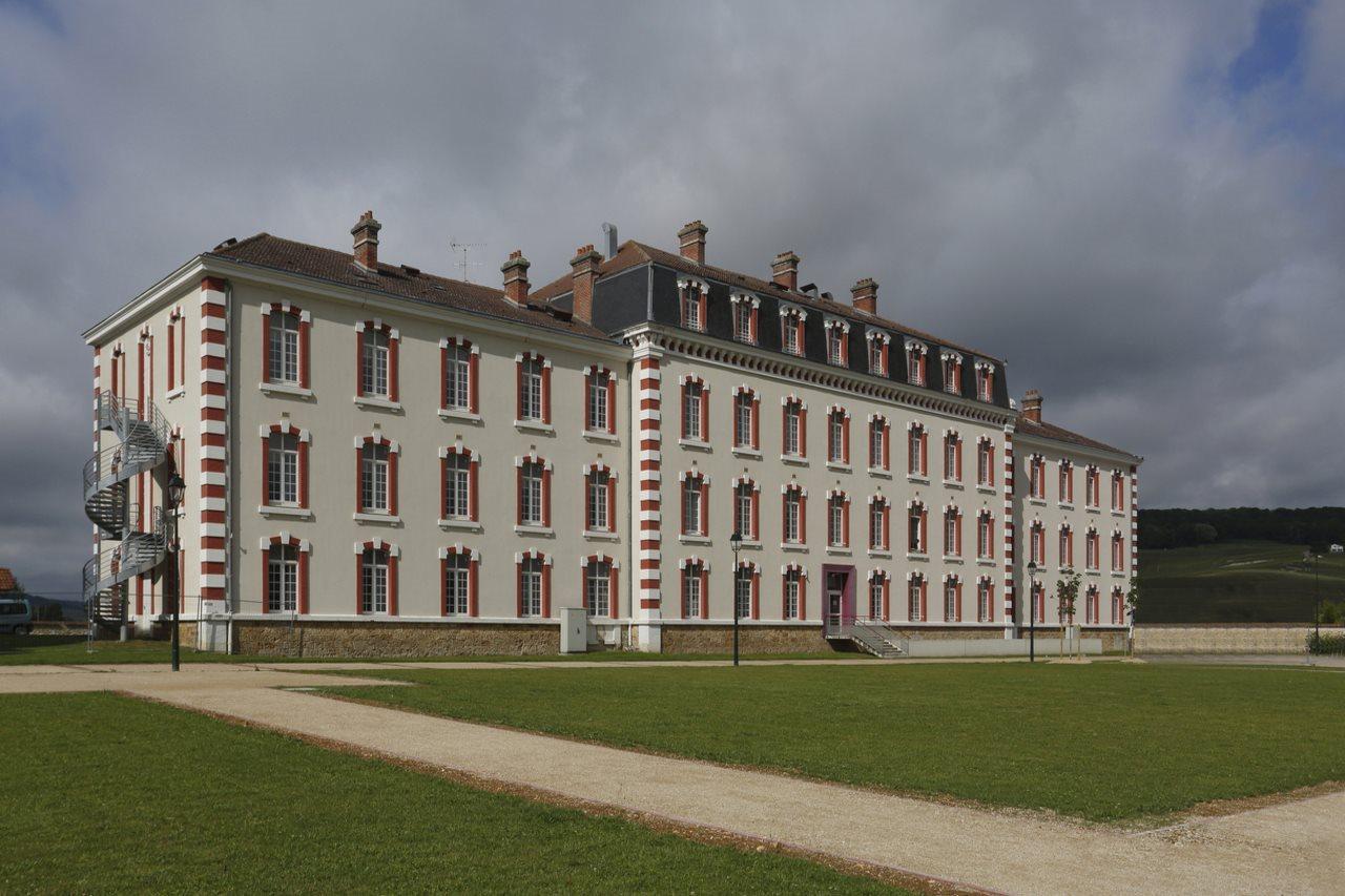 Comfort Suites & Vacanceole Les Demeures Champenoises Epernay Exterior photo