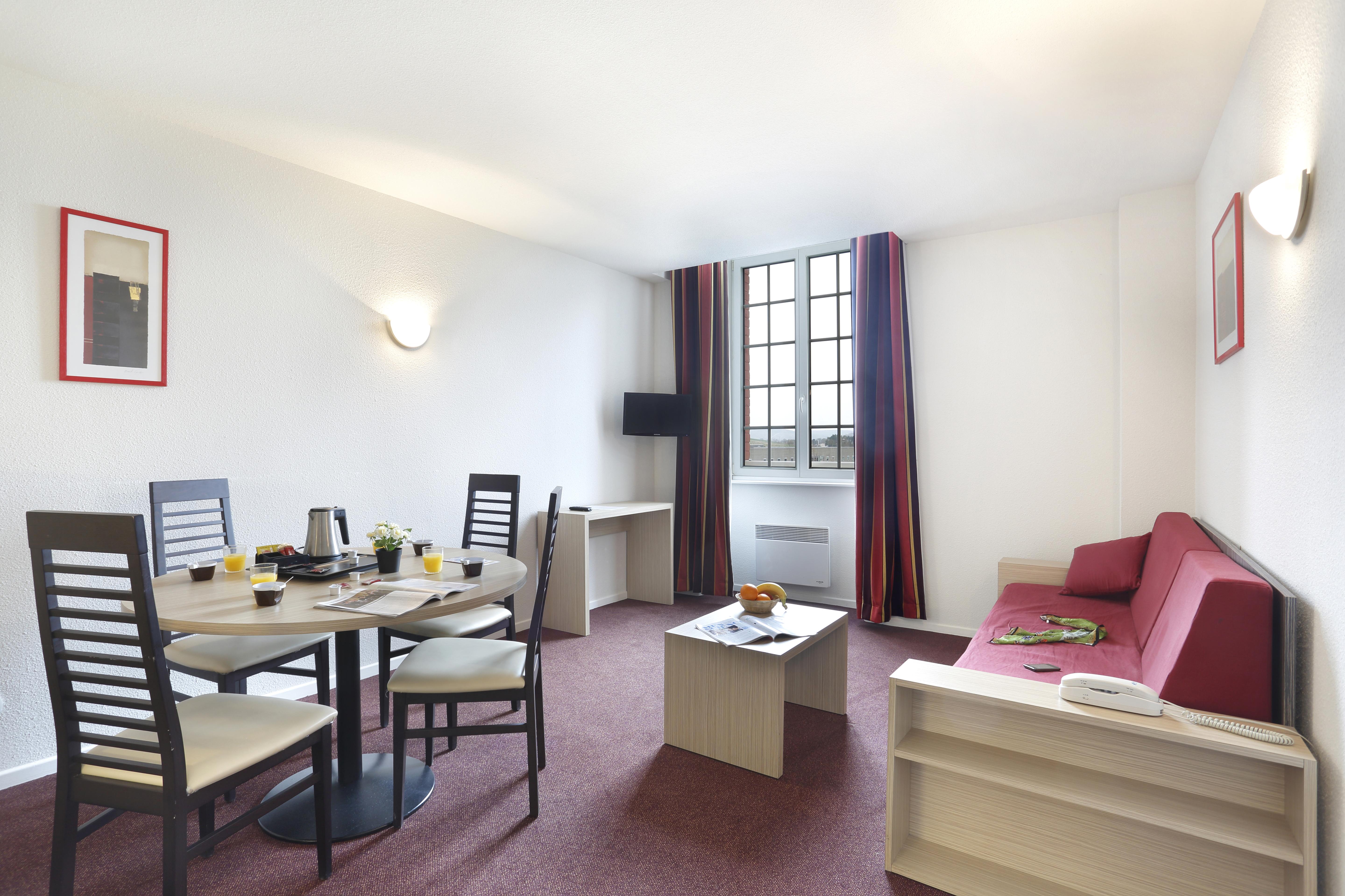 Comfort Suites & Vacanceole Les Demeures Champenoises Epernay Exterior photo
