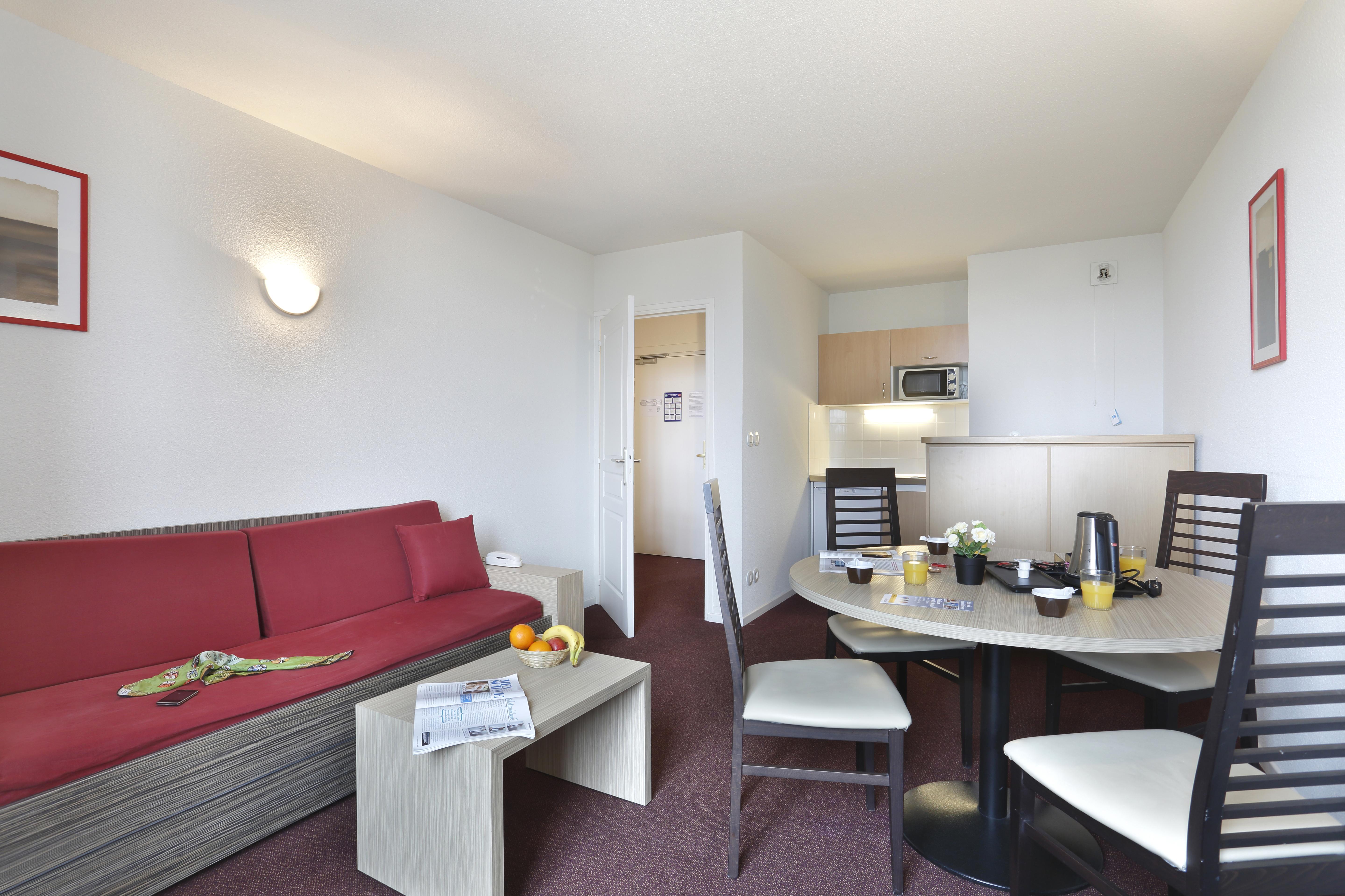 Comfort Suites & Vacanceole Les Demeures Champenoises Epernay Exterior photo