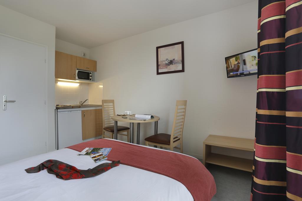 Comfort Suites & Vacanceole Les Demeures Champenoises Epernay Exterior photo