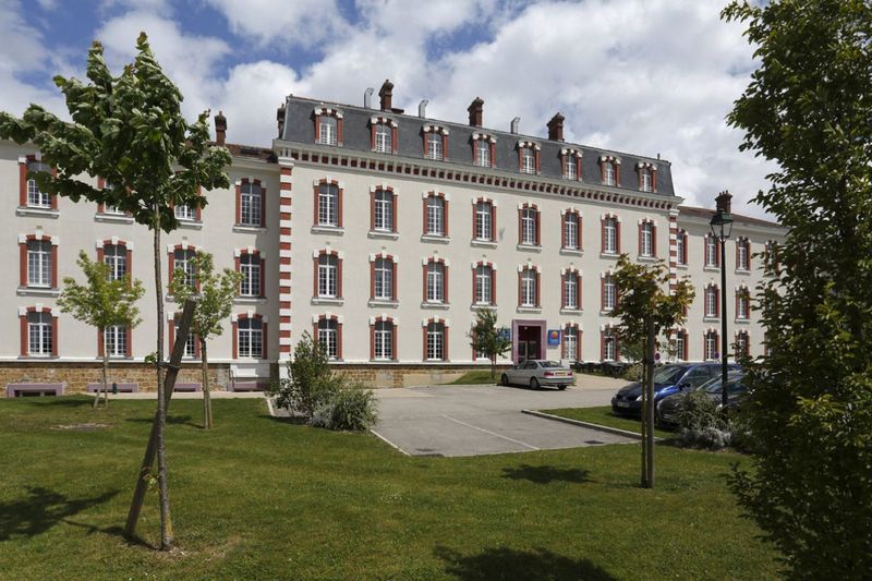 Comfort Suites & Vacanceole Les Demeures Champenoises Epernay Exterior photo