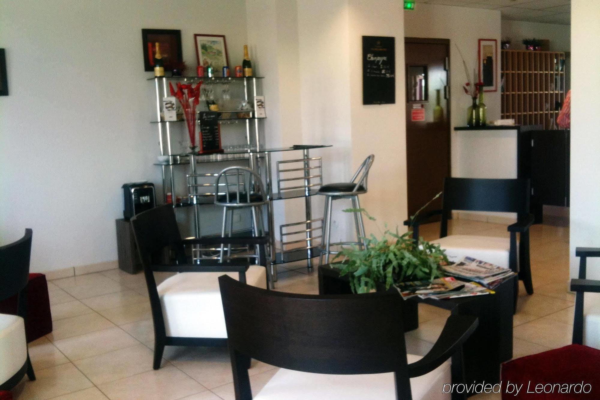 Comfort Suites & Vacanceole Les Demeures Champenoises Epernay Interior photo